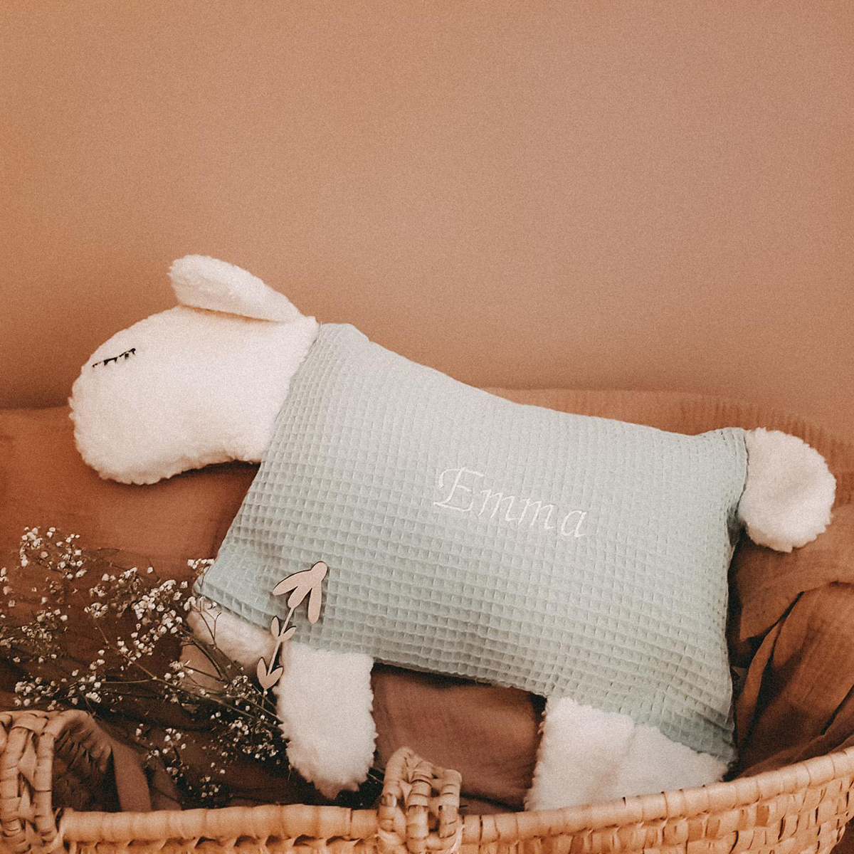 Kuscheltier-Kissen_Schaf_mint-1-Bild Bild: