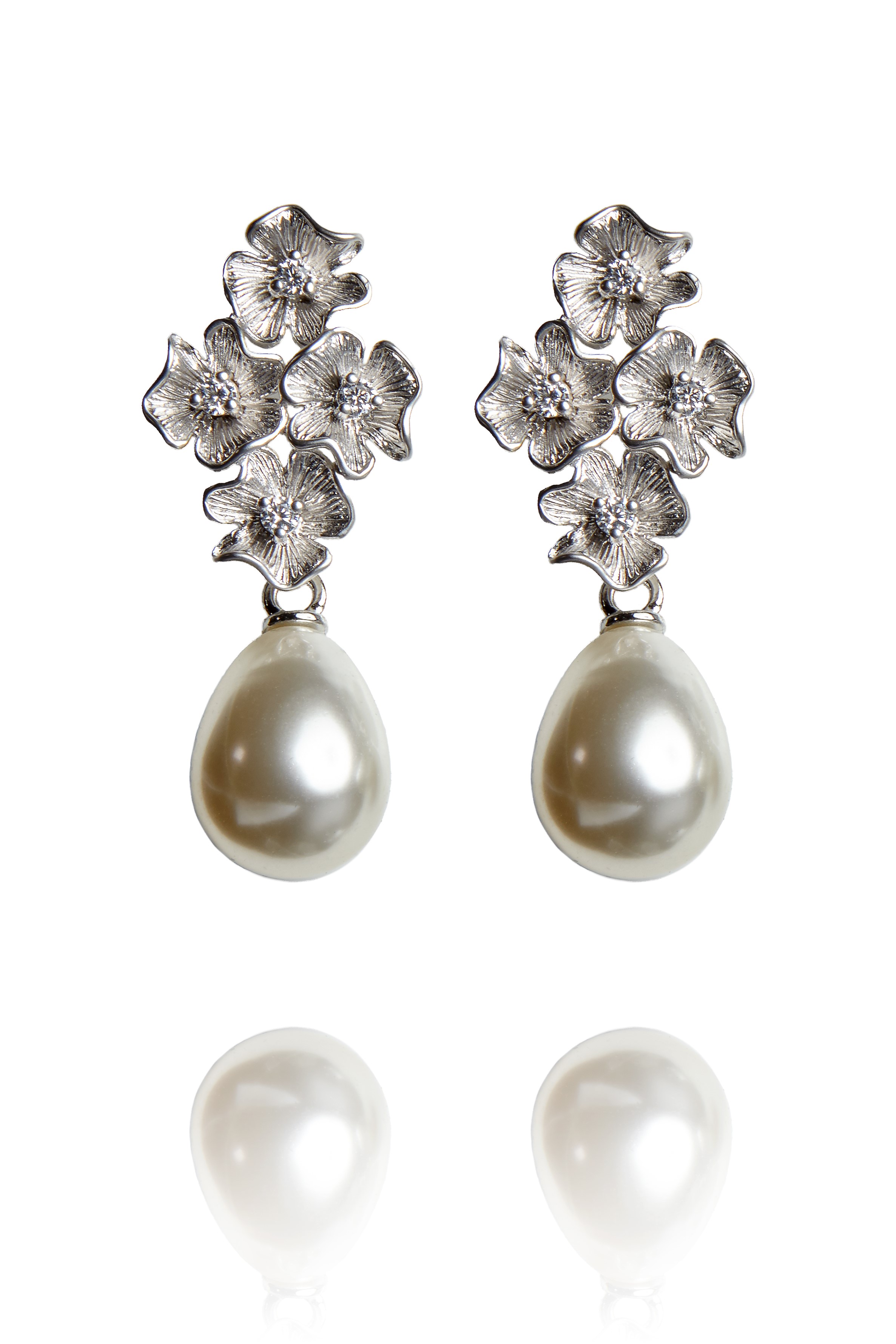 FRUEHLINGSERWACHEN-Ohrstecker-versilbert Bild: