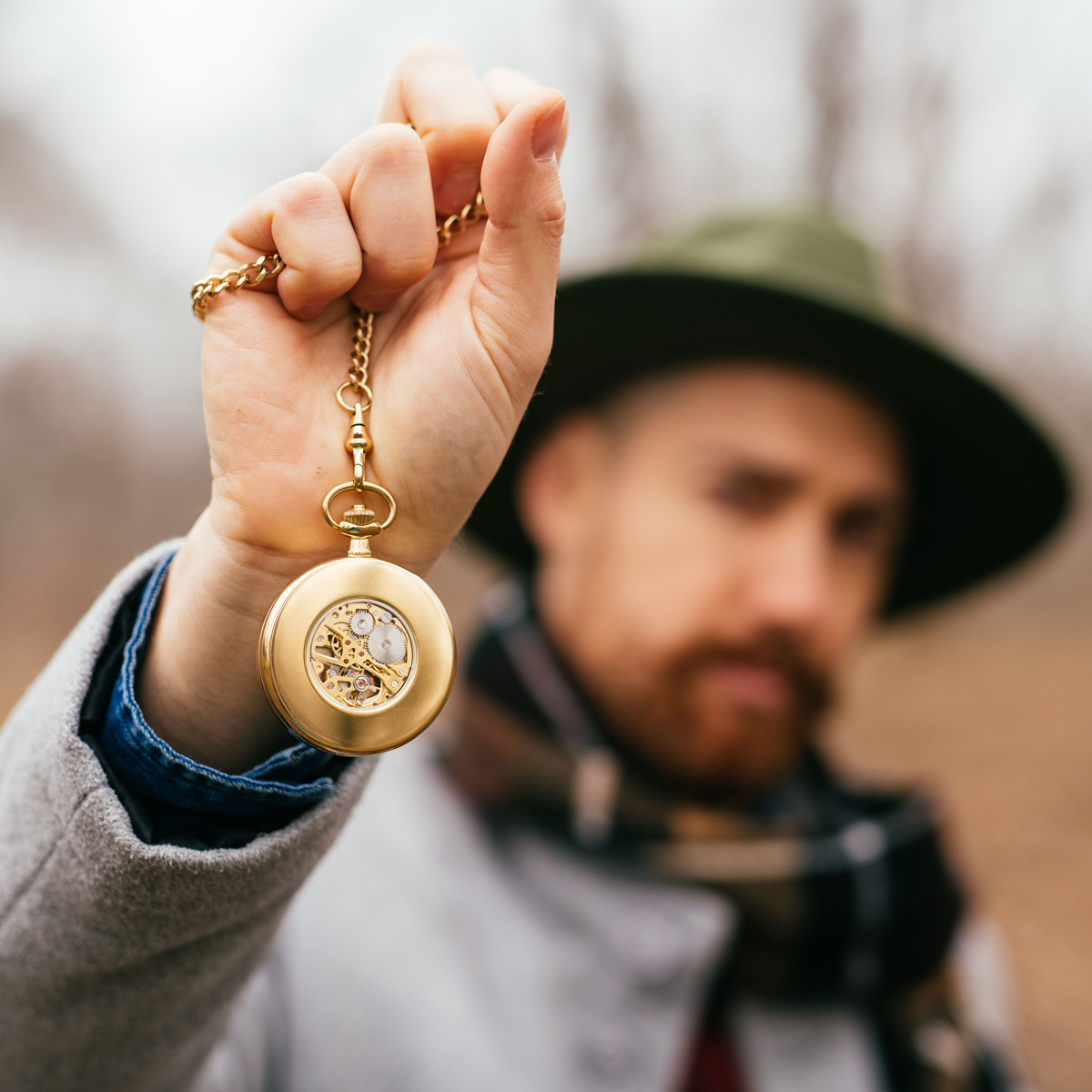 Finger, Hand, Person, Medaillon, Gold