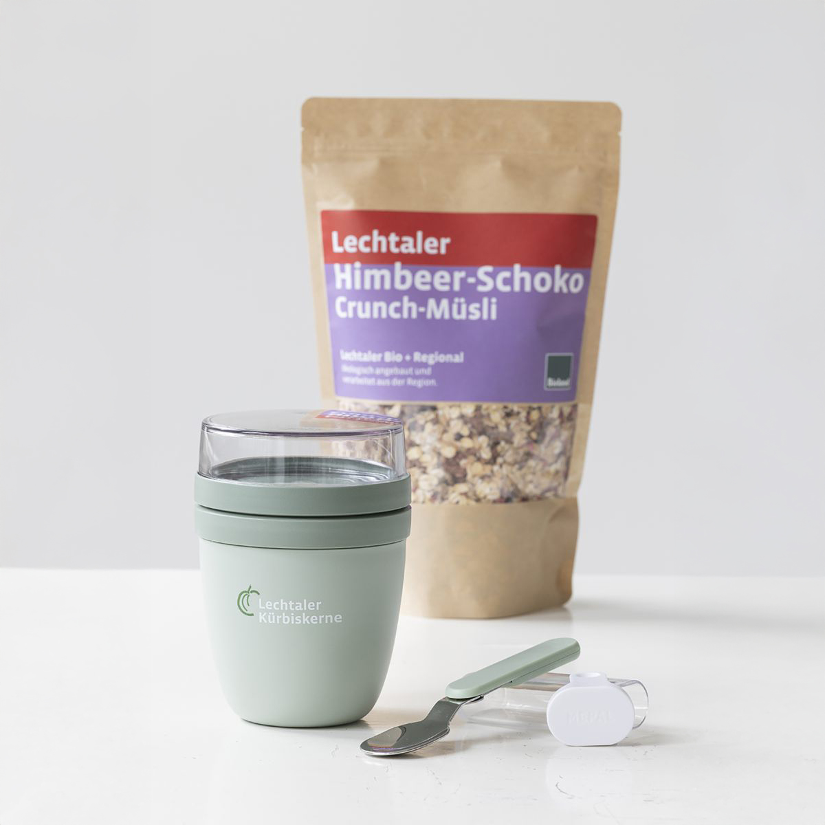 Lunchpot-Set mit Müsli Bild: Lunchpot-Set mit Müsli