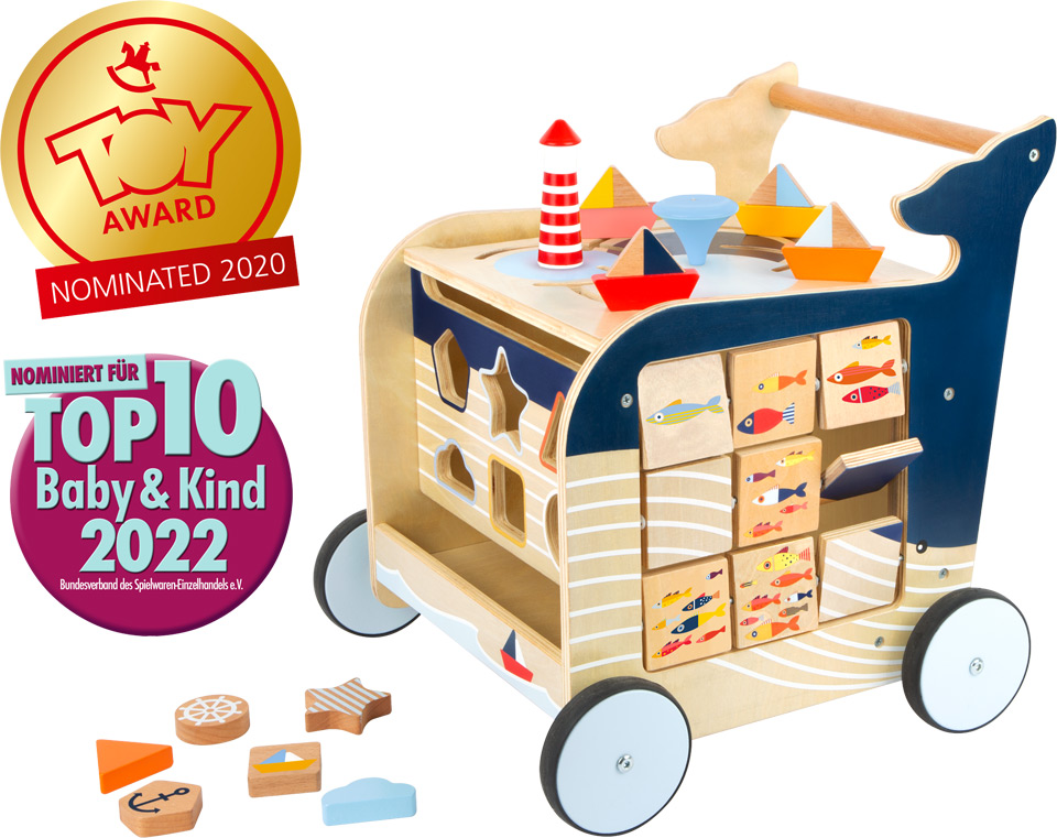 11608_small_foot_legler_Lauflernwagen_Wal_a_ToyAward2020_Top10_2022 Bild: