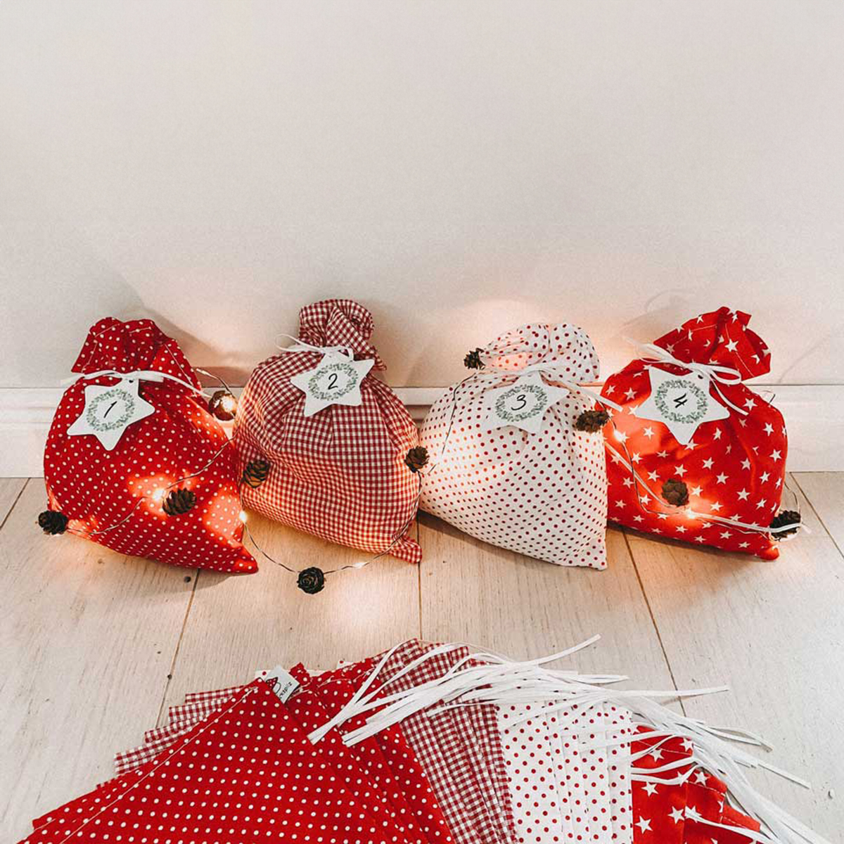 Handgenähter XXL-Adventskalender  Bild: Handgenähter XXL-Adventskalender